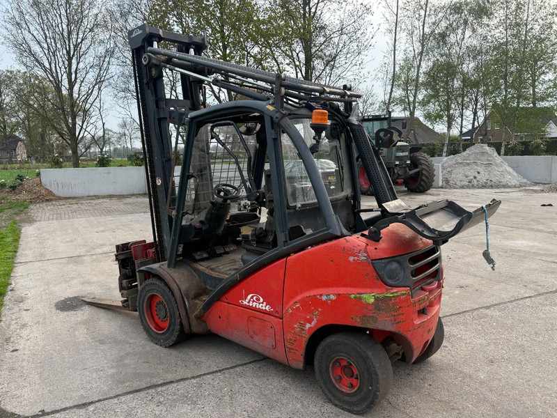 Linde H35T LPG LINDE H35T LPG Heftruck - رافعة شوكية تعمل بالغاز: صور 4 Linde H35T LPG LINDE H35T LPG Heftruck - رافعة شوكية تعمل بالغاز: صور 4
