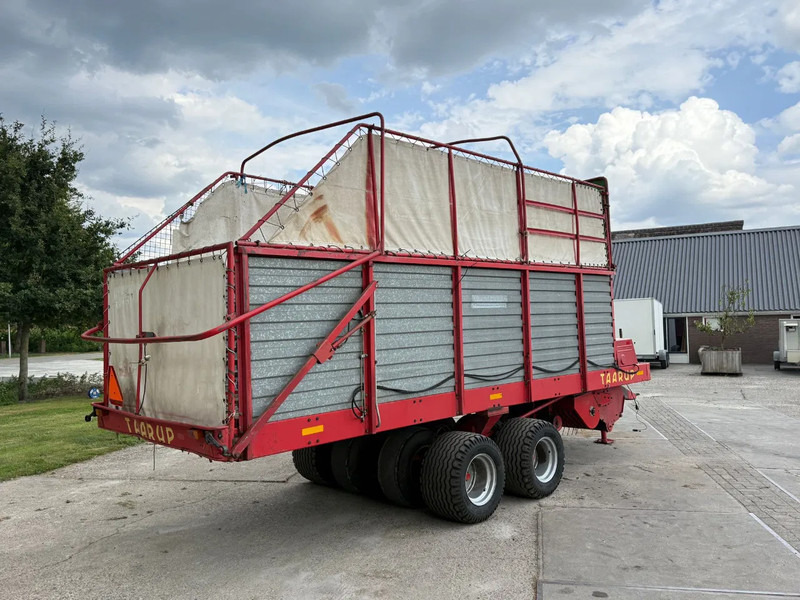 Onbekend Taarup 1030 Ladewagen Rotor invoer 8 wielig tandem - الآلات والماكينات الزراعية: صور 4 Onbekend Taarup 1030 Ladewagen Rotor invoer 8 wielig tandem - الآلات والماكينات الزراعية: صور 4