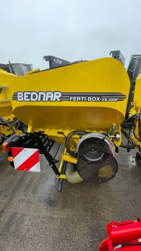 Bednar FERTI-BOX FB 2000 F - معدات بذار: صور 2 Bednar FERTI-BOX FB 2000 F - معدات بذار: صور 2