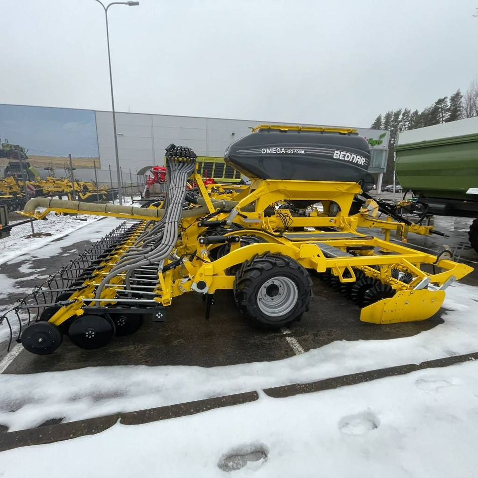 Bednar OMEGA OO 6000 L - معدات بذار: صور 5 Bednar OMEGA OO 6000 L - معدات بذار: صور 5
