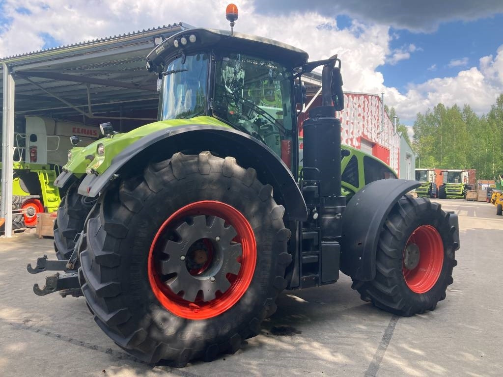 Claas Axion 960 - جرار: صور 5 Claas Axion 960 - جرار: صور 5