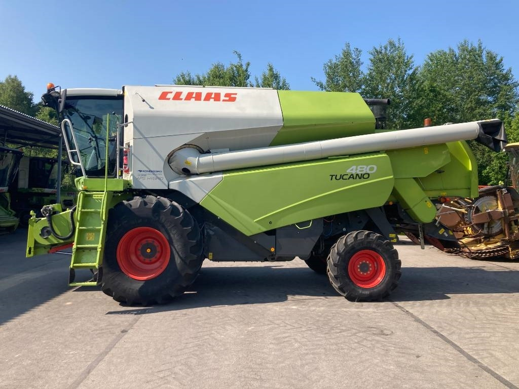 Claas Tucano 480 - حصادة شاملة: صور 2 Claas Tucano 480 - حصادة شاملة: صور 2