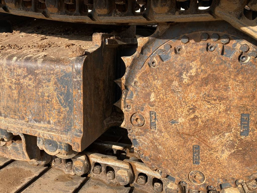 Kobelco SK 210 LC-10 - حفارات زحافة: صور 5 Kobelco SK 210 LC-10 - حفارات زحافة: صور 5