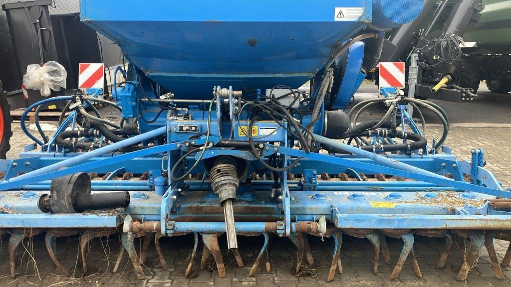 Lemken Solitair 8/400-DS 150 + Zirkon 12/400 - معدات بذار: صور 2 Lemken Solitair 8/400-DS 150 + Zirkon 12/400 - معدات بذار: صور 2