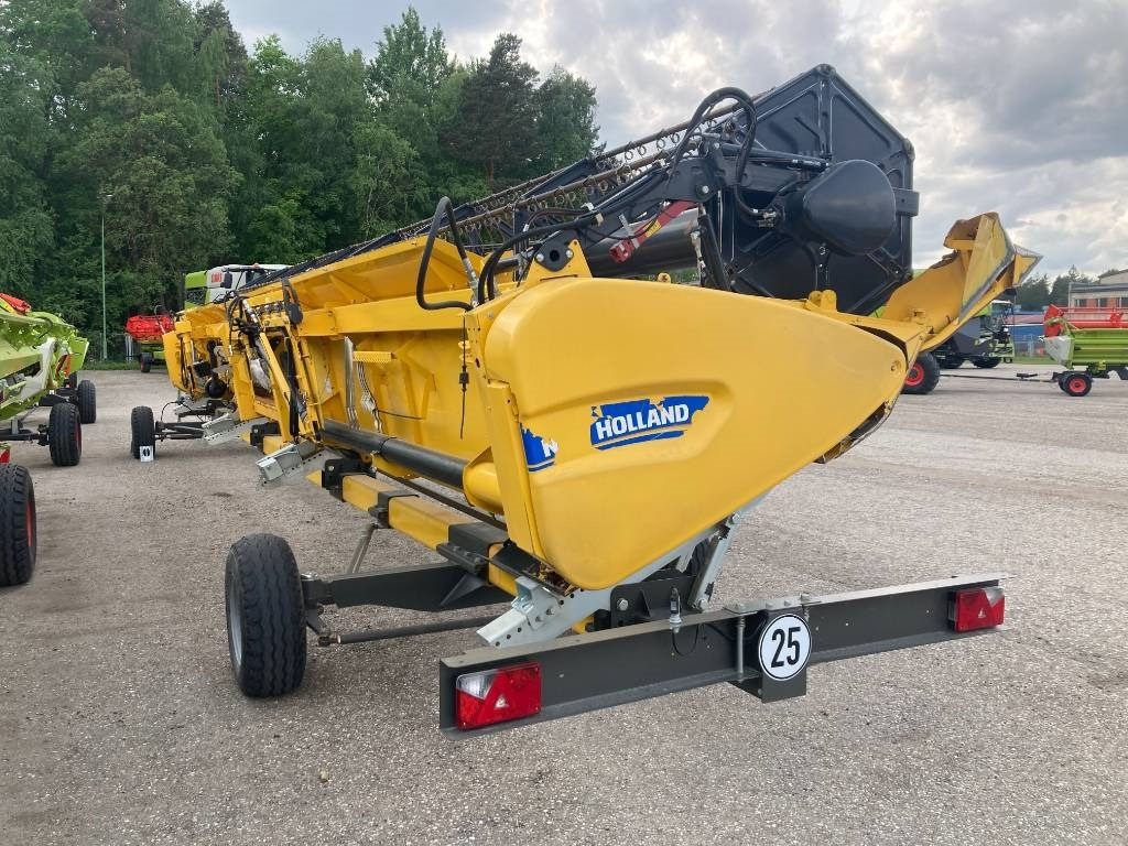 New Holland Varifeed 41V - معدات آلة حصاد: صور 4 New Holland Varifeed 41V - معدات آلة حصاد: صور 4