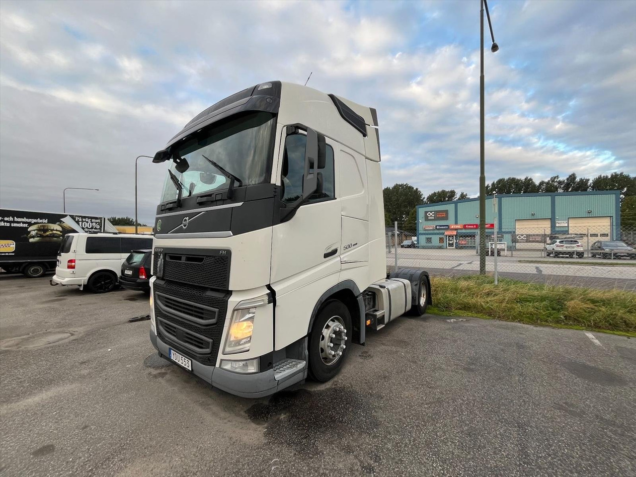 Dragbil Volvo FH 12.8 500 I-Shift 4x2 -2016 | Reparationsobjekt - شاحنة جرار: صور 1 Dragbil Volvo FH 12.8 500 I-Shift 4x2 -2016 | Reparationsobjekt - شاحنة جرار: صور 1