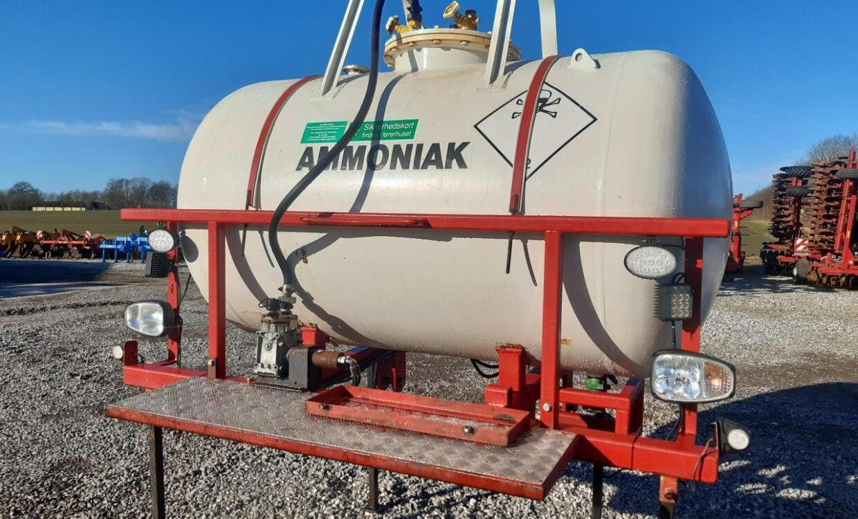 Agrodan Ammoniaktank 1200 kg - آلات الأسمدة, خزان تخزين: صور 2 Agrodan Ammoniaktank 1200 kg - آلات الأسمدة, خزان تخزين: صور 2