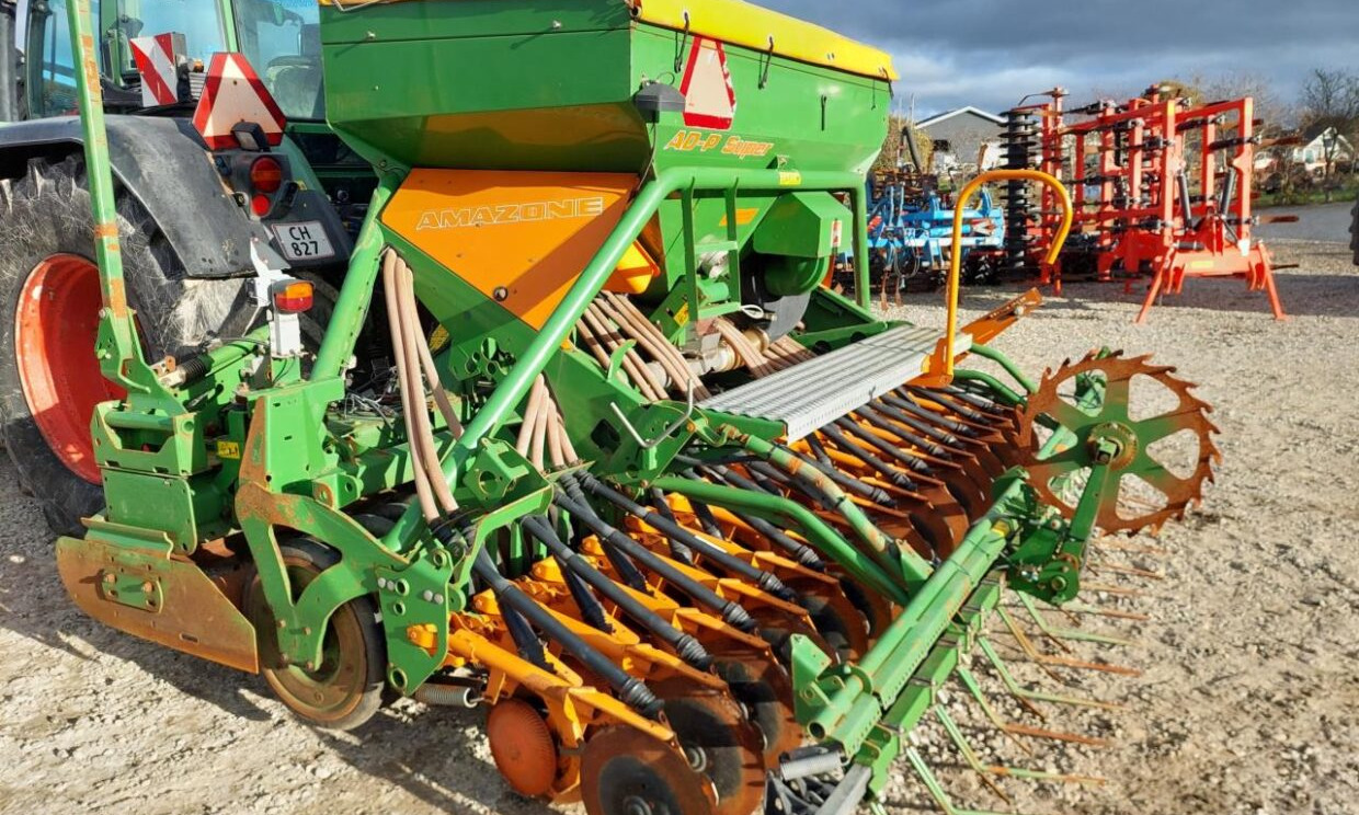 Amazone AD-P 403 / KG 4000 Super - الة بذر: صور 2 Amazone AD-P 403 / KG 4000 Super - الة بذر: صور 2