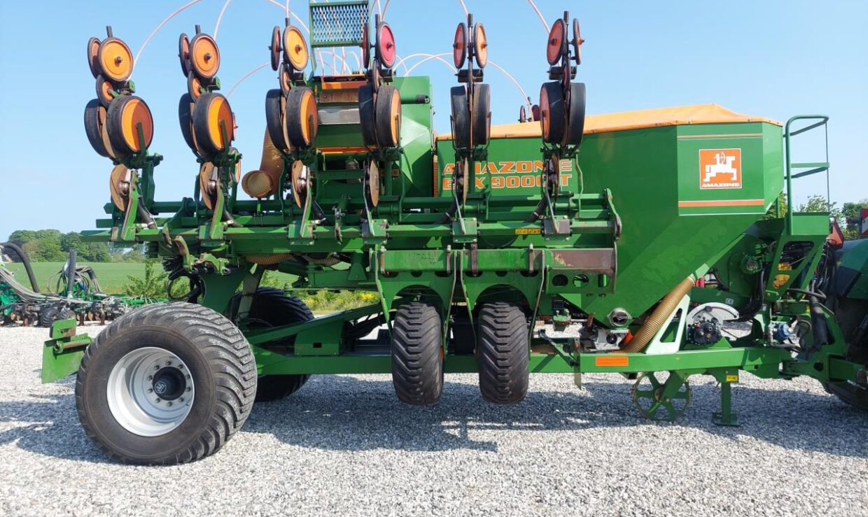 Amazone EDX 9000-T - 12 rækket - وضع البذور فى خطوط: صور 3 Amazone EDX 9000-T - 12 rækket - وضع البذور فى خطوط: صور 3