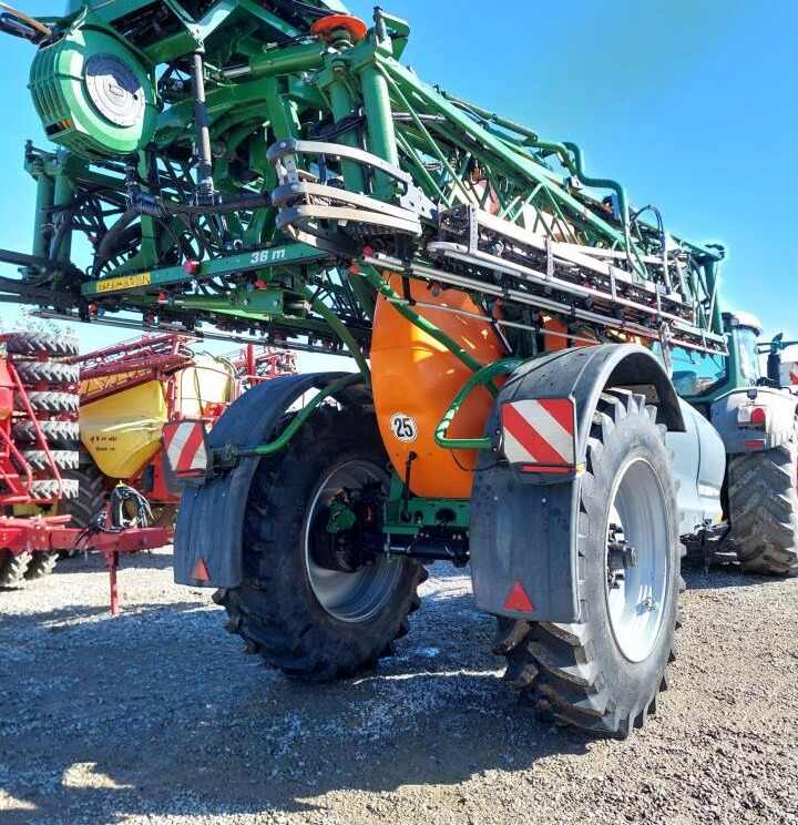 Amazone UX 6201 Super - 24-30-36m - آلة الرش المقطورة: صور 5 Amazone UX 6201 Super - 24-30-36m - آلة الرش المقطورة: صور 5