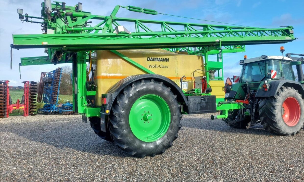 Dammann ANP 5036 Profi Class - آلة الرش المقطورة: صور 2 Dammann ANP 5036 Profi Class - آلة الرش المقطورة: صور 2