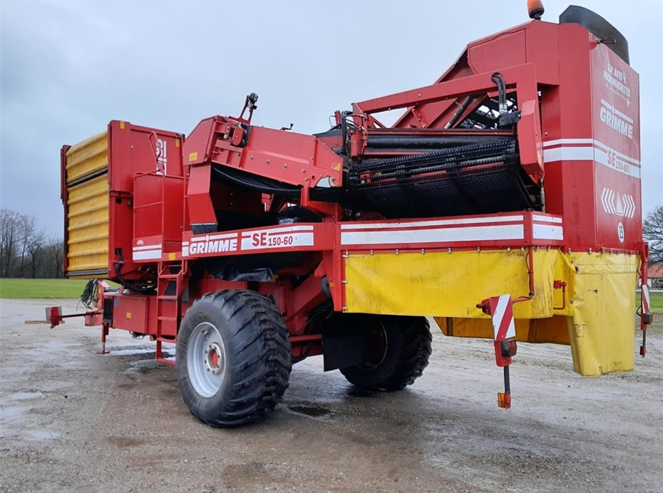 Grimme SE 150-60 NB - حصادة البطاطس: صور 3 Grimme SE 150-60 NB - حصادة البطاطس: صور 3