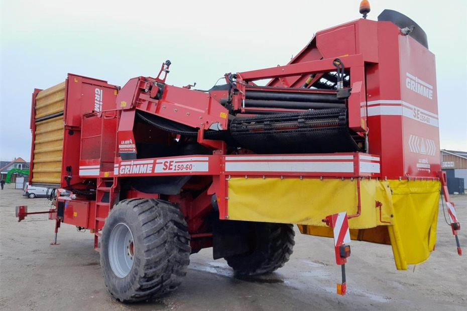 Grimme SE 150-60 NB - حصادة البطاطس: صور 2 Grimme SE 150-60 NB - حصادة البطاطس: صور 2