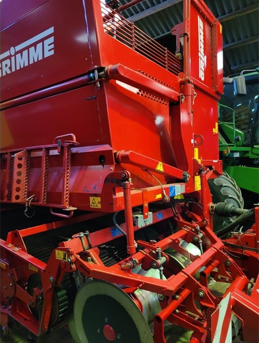 Grimme SE 170-60 XL - حصادة البطاطس: صور 3 Grimme SE 170-60 XL - حصادة البطاطس: صور 3
