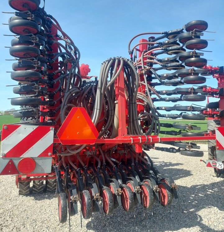 Horsch Focus 6 TD - 3 Punkt - معدات بذار: صور 3 Horsch Focus 6 TD - 3 Punkt - معدات بذار: صور 3