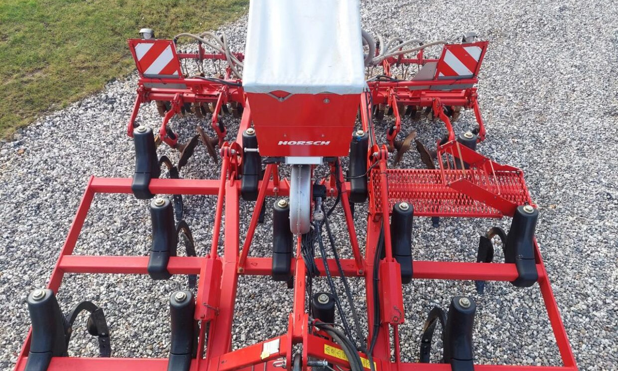 Horsch Terrano 3.5 FX med DuoDrill - الأمشاط الزراعية: صور 4 Horsch Terrano 3.5 FX med DuoDrill - الأمشاط الزراعية: صور 4