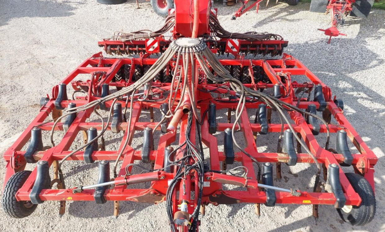 Horsch Tiger 6 AS / Pronto 6 TD - الأمشاط الزراعية: صور 1 Horsch Tiger 6 AS / Pronto 6 TD - الأمشاط الزراعية: صور 1
