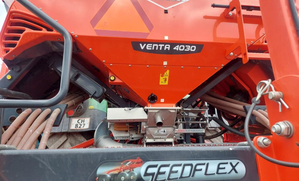 Kuhn Kuhn Venta 4030 / HR 4004 - الة بذر: صور 5 Kuhn Kuhn Venta 4030 / HR 4004 - الة بذر: صور 5