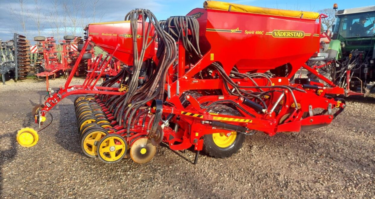 Väderstad Spirit 400 C med BioDrill - معدات بذار: صور 1 Väderstad Spirit 400 C med BioDrill - معدات بذار: صور 1