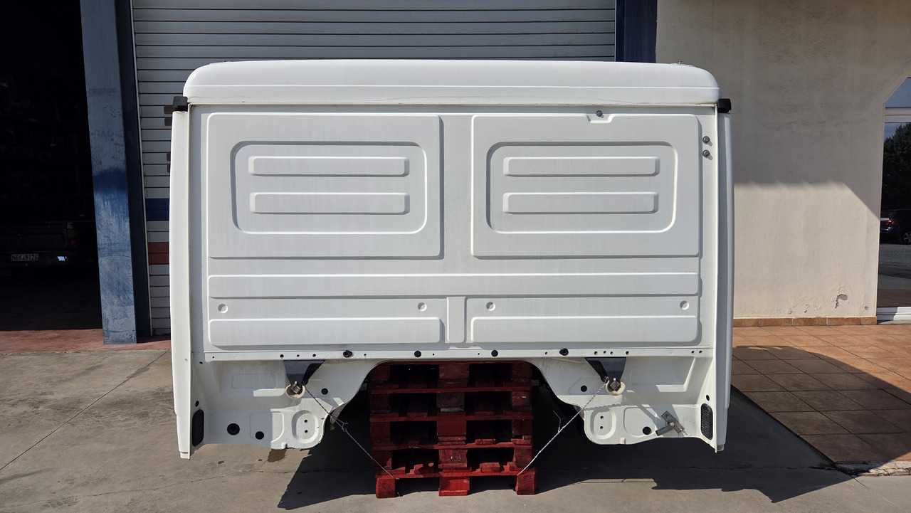 MERCEDES-BENZ ACTROS MP3 EURO 5 MEDIUM SIZE - الكبائن: صور 4 MERCEDES-BENZ ACTROS MP3 EURO 5 MEDIUM SIZE - الكبائن: صور 4