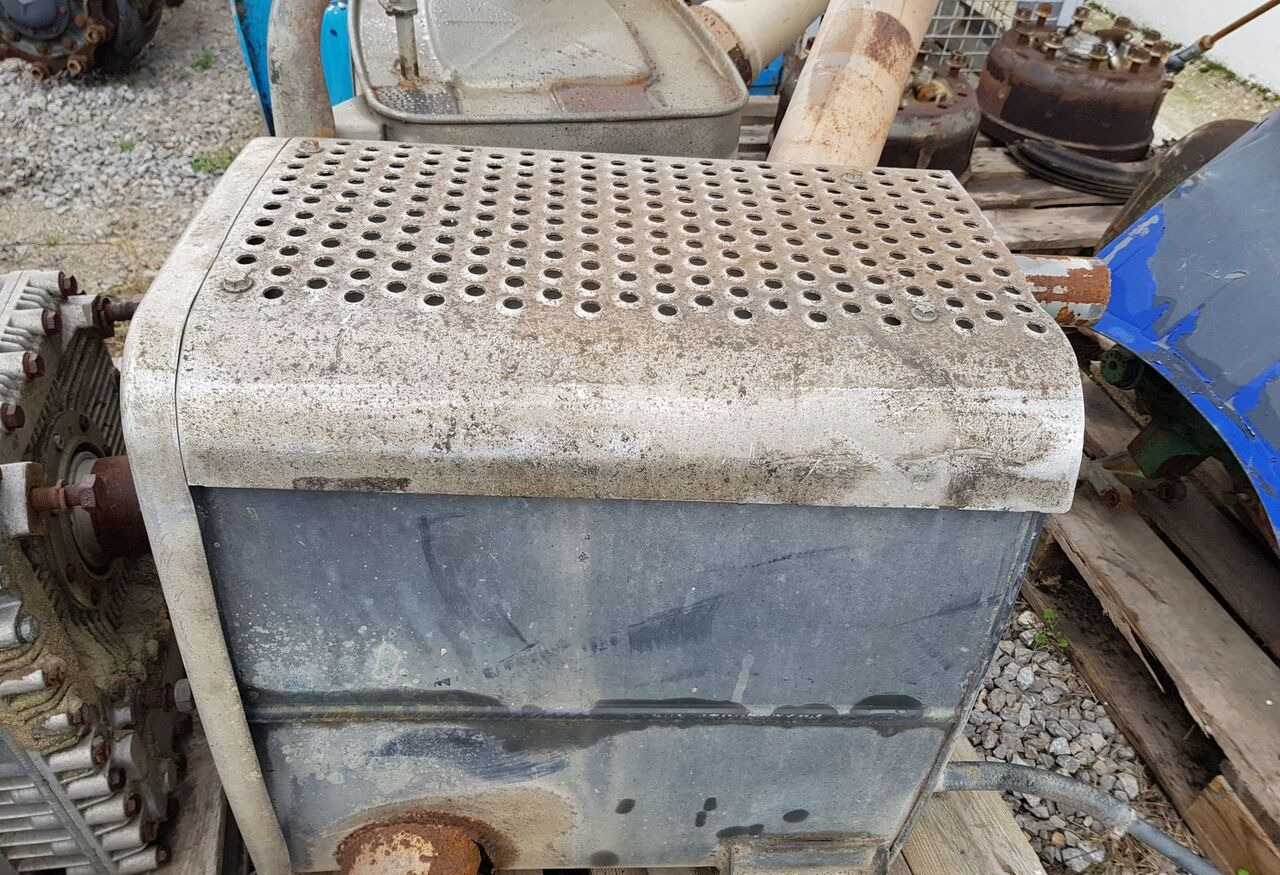 Mercedes-Benz GILLET Z308246 A 957 490 05 14 Mercedes-Benz - محول حفزي - شاحنة: صور 5 Mercedes-Benz GILLET Z308246 A 957 490 05 14 Mercedes-Benz - محول حفزي - شاحنة: صور 5