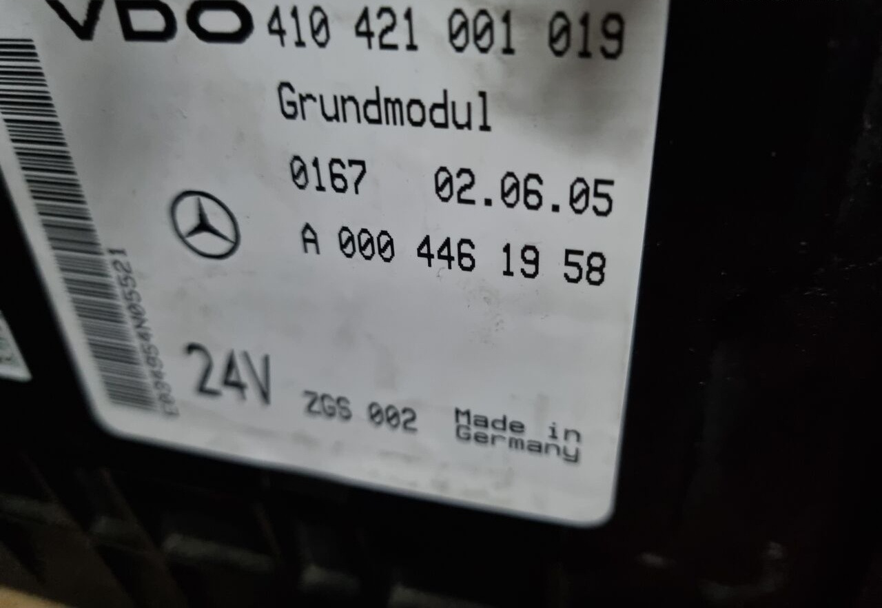 Mercedes-Benz GRUNDMODUL ACTROS MP4 A0014465158 Mercedes-Benz ACTROS MP4 EURO 6 - مصهر - شاحنة: صور 2 Mercedes-Benz GRUNDMODUL ACTROS MP4 A0014465158 Mercedes-Benz ACTROS MP4 EURO 6 - مصهر - شاحنة: صور 2