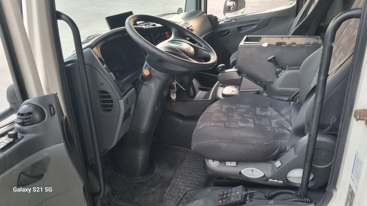 Mercedes-Benz MERCEDES ATEGO 2 A9736000020 Mercedes-Benz ATEGO 2 - الكبائن - شاحنة: صور 4 Mercedes-Benz MERCEDES ATEGO 2 A9736000020 Mercedes-Benz ATEGO 2 - الكبائن - شاحنة: صور 4