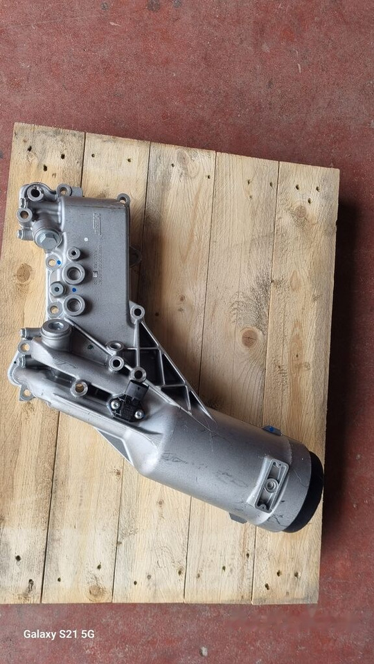 Mercedes-Benz OIL COOLER A 4571803110 Mercedes-Benz - مبرد الزيت - شاحنة: صور 1 Mercedes-Benz OIL COOLER A 4571803110 Mercedes-Benz - مبرد الزيت - شاحنة: صور 1