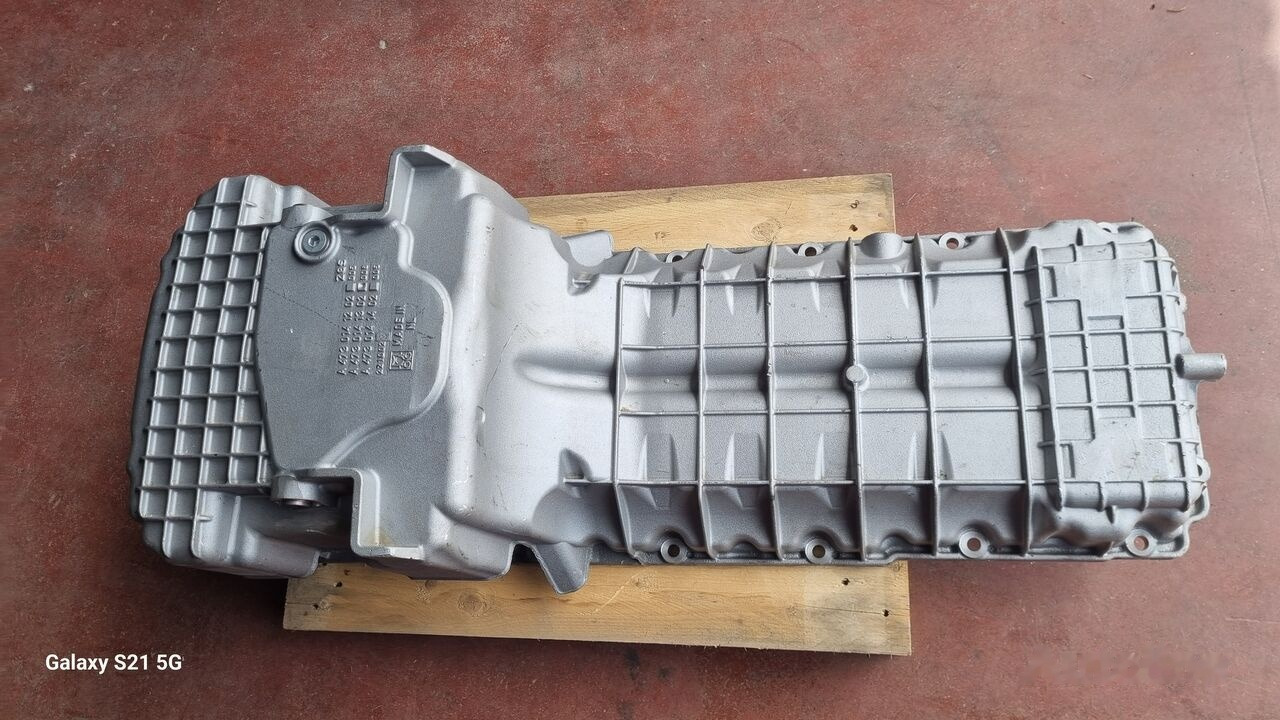 Mercedes-Benz OIL PAN ACTROS MP4 A4730102213 Mercedes-Benz ACTROS MP4 EURO 6 - علبة المرافق - شاحنة: صور 4 Mercedes-Benz OIL PAN ACTROS MP4 A4730102213 Mercedes-Benz ACTROS MP4 EURO 6 - علبة المرافق - شاحنة: صور 4