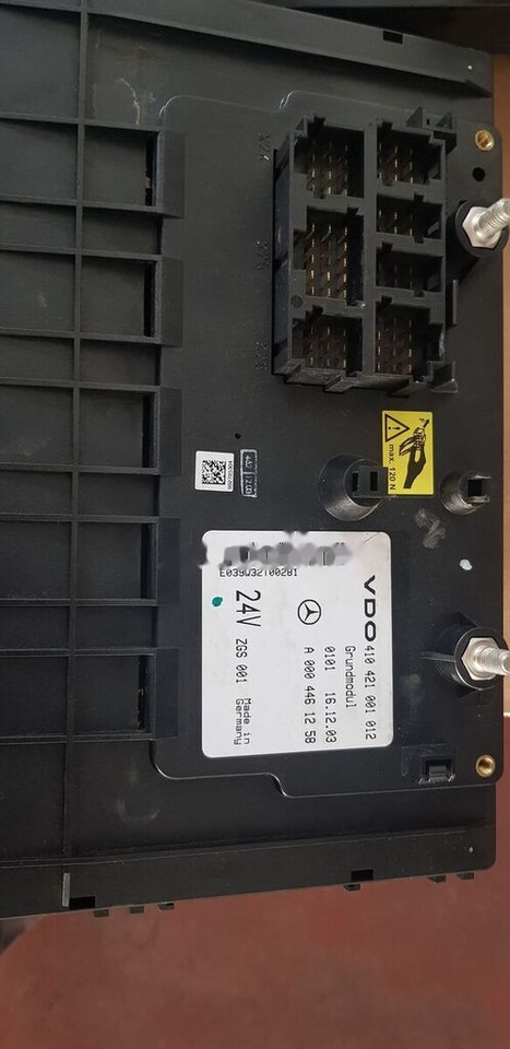 Mercedes-Benz instrumend panel Mercedes-Benz ACTROS MP2 - لوحة القيادة - شاحنة: صور 3 Mercedes-Benz instrumend panel Mercedes-Benz ACTROS MP2 - لوحة القيادة - شاحنة: صور 3