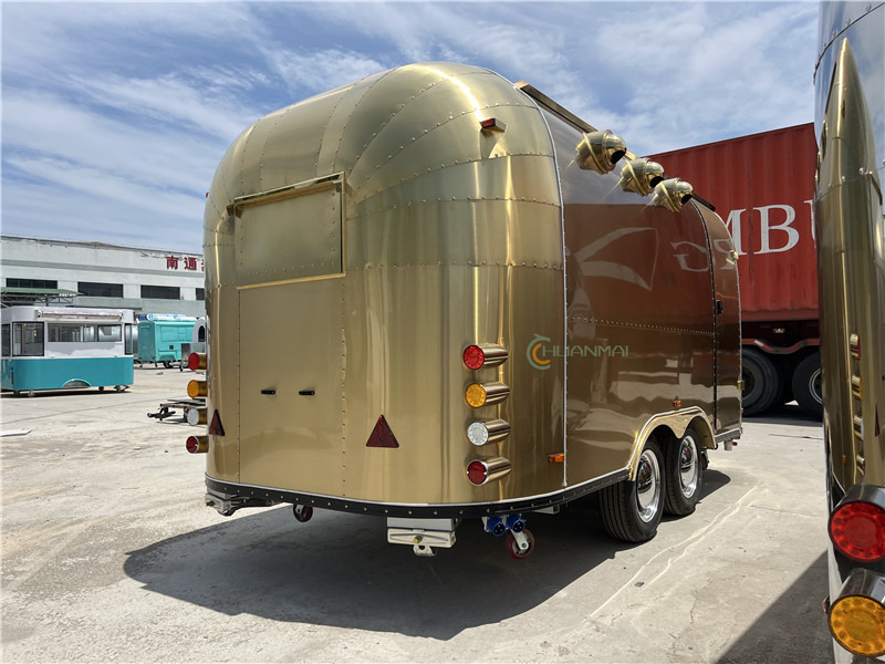 Ice Cream Trailer ,Coffee Food Trailer Gold Food Truck, Burger Foodtruck - عربة الطعام: صور 4 Ice Cream Trailer ,Coffee Food Trailer Gold Food Truck, Burger Foodtruck - عربة الطعام: صور 4