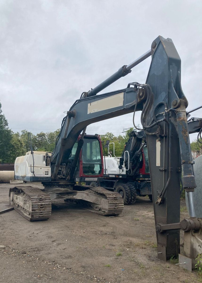 Case CX240B Kettenbagger - حفارات زحافة: صور 2 Case CX240B Kettenbagger - حفارات زحافة: صور 2