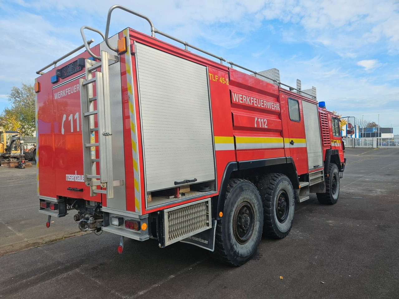 MAN KAT 6x6 Tanklöschfahrzeug - شاحنة صهريج: صور 3 MAN KAT 6x6 Tanklöschfahrzeug - شاحنة صهريج: صور 3