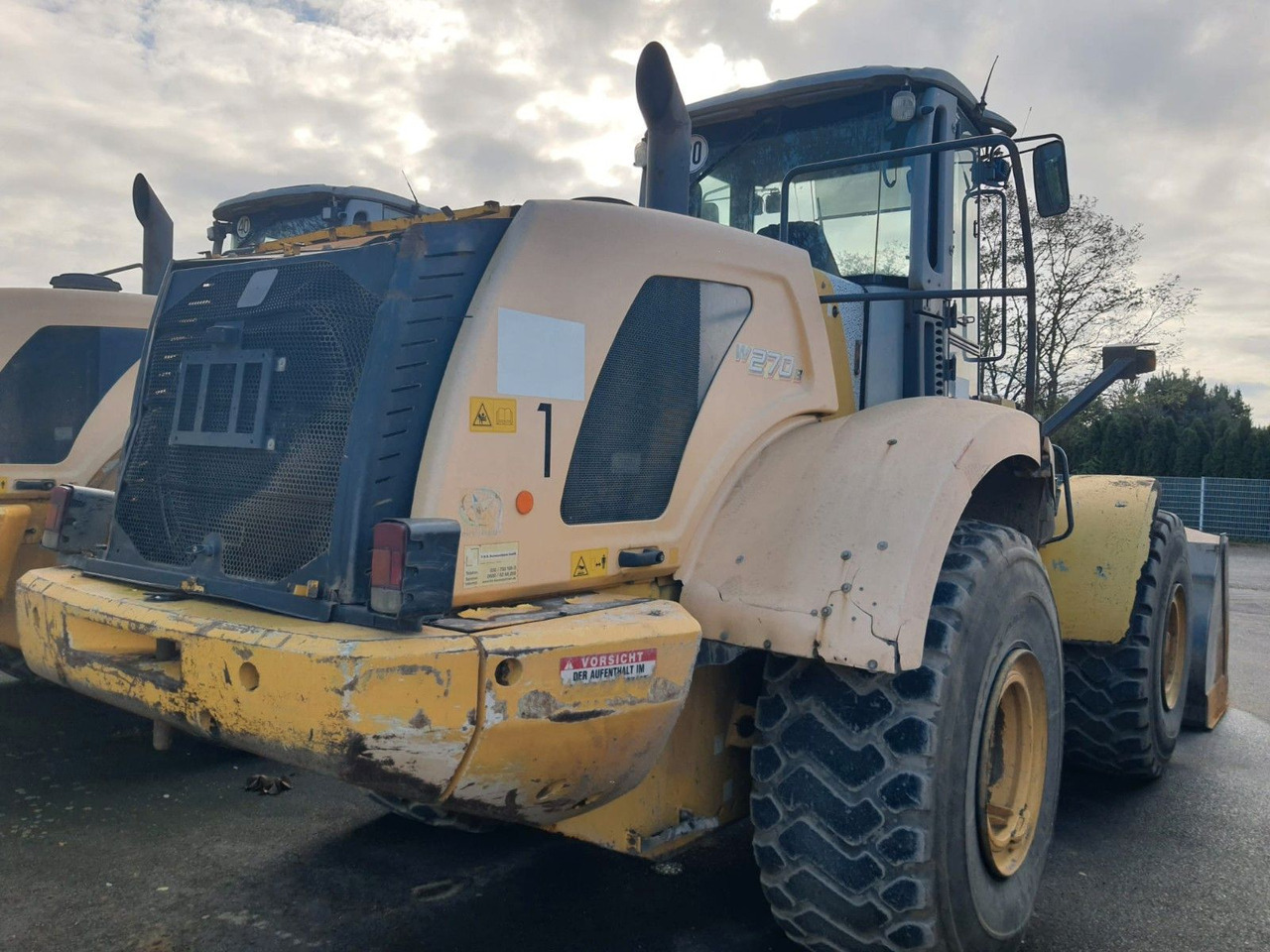 New Holland W270 B Radlader mit Waage - اللودر بعجل: صور 3 New Holland W270 B Radlader mit Waage - اللودر بعجل: صور 3