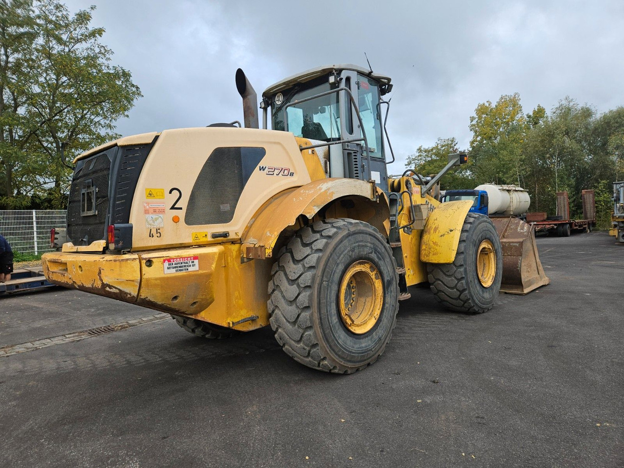 New Holland W270 B Radlader - اللودر بعجل: صور 3 New Holland W270 B Radlader - اللودر بعجل: صور 3