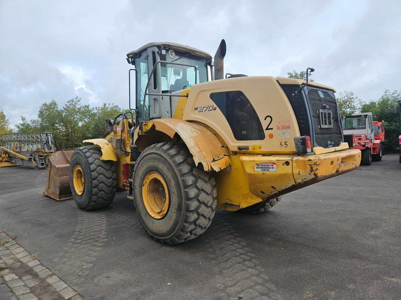 New Holland W270 B Radlader - اللودر بعجل: صور 2 New Holland W270 B Radlader - اللودر بعجل: صور 2