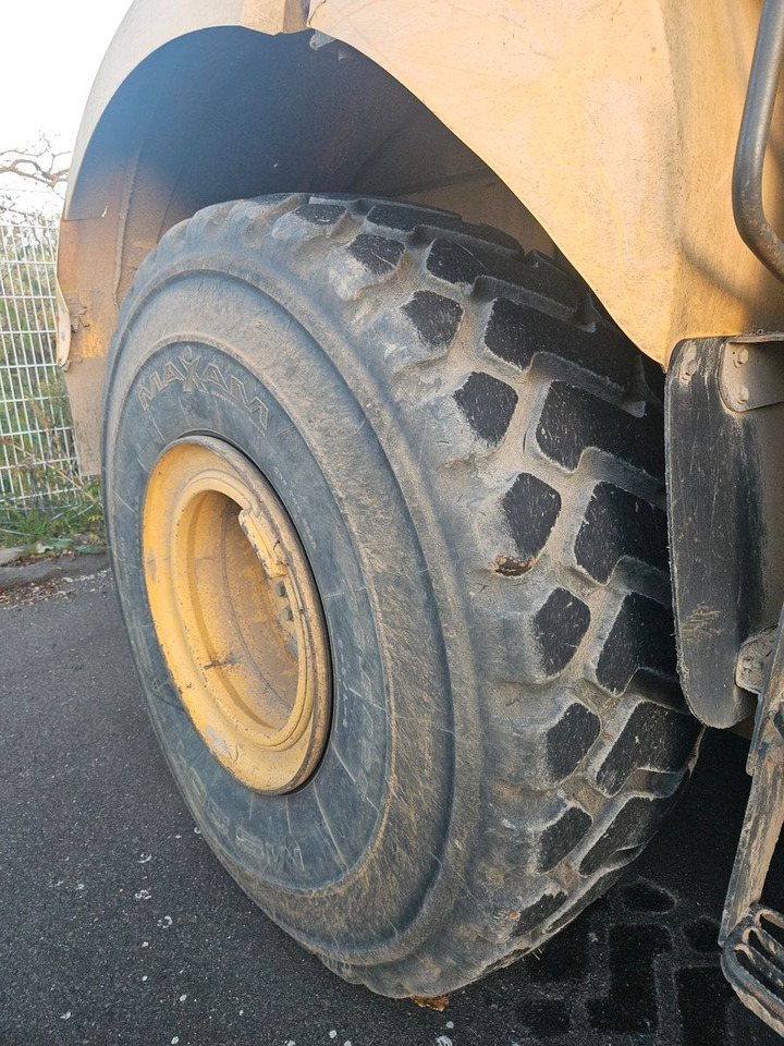 New Holland W270B - اللودر بعجل: صور 5 New Holland W270B - اللودر بعجل: صور 5