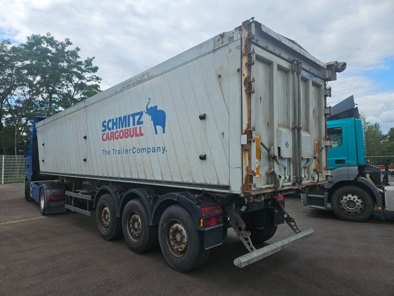 Schmitz Cargobull Getreide Alumulde 50m3 - قلابة نصف مقطورة: صور 3 Schmitz Cargobull Getreide Alumulde 50m3 - قلابة نصف مقطورة: صور 3