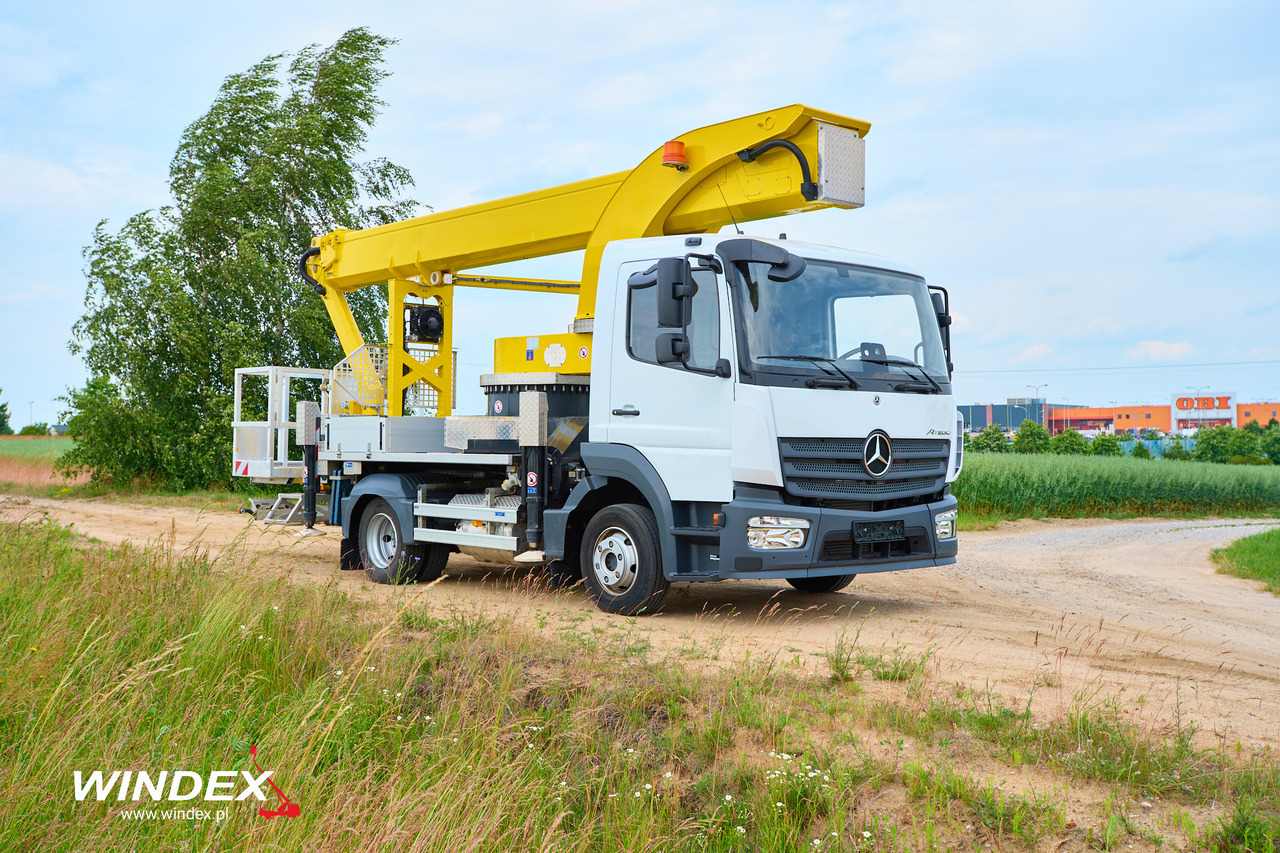 PALFINGER P 300 KS - آلات البناء: صور 1 PALFINGER P 300 KS - آلات البناء: صور 1