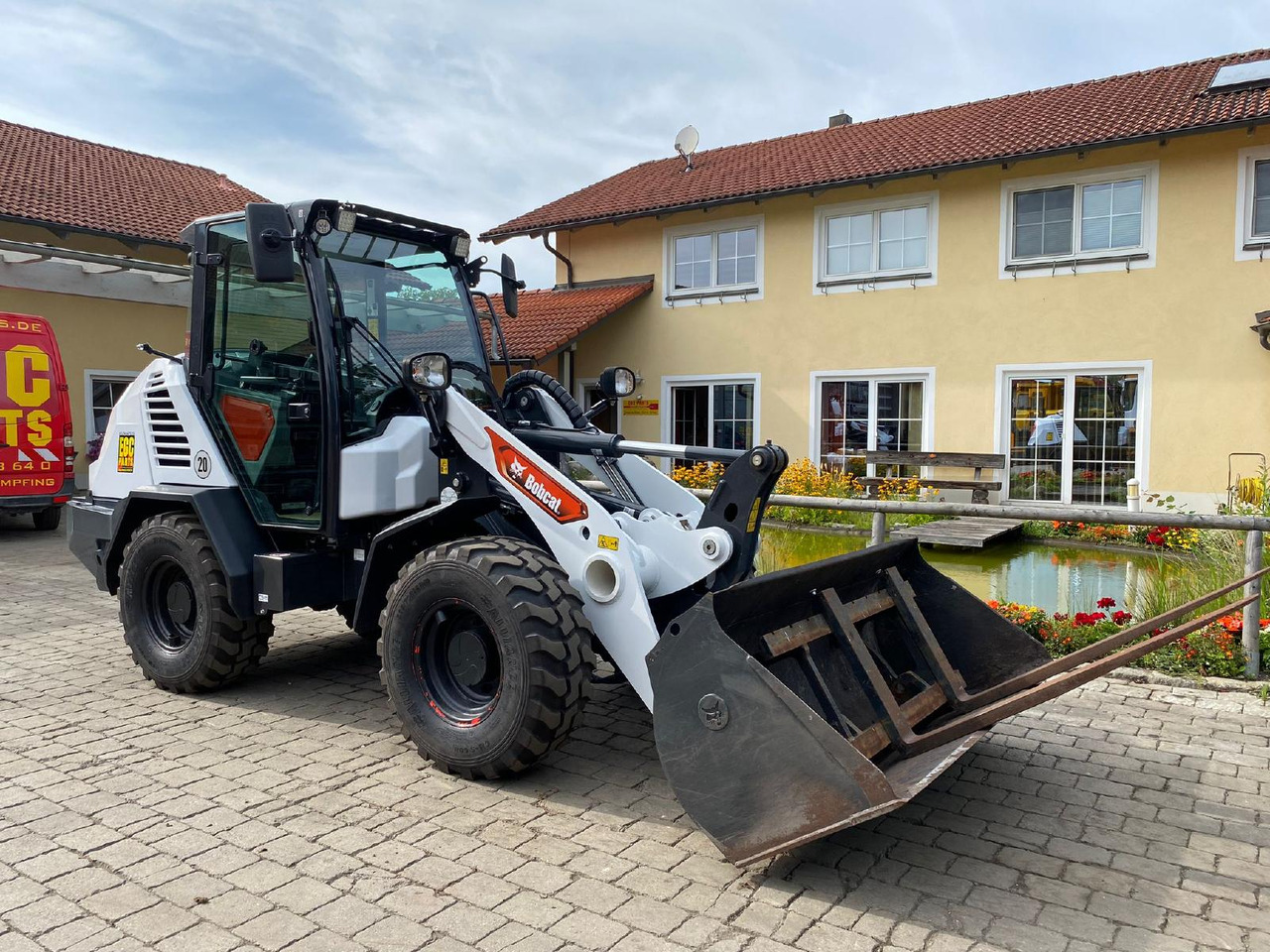 Bobcat L 75 - اللودر بعجل: صور 4 Bobcat L 75 - اللودر بعجل: صور 4