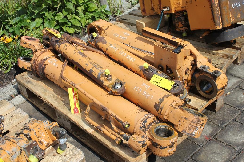 Case 621 - الاسطوانة الهيدروليكية - آلات البناء: صور 5 Case 621 - الاسطوانة الهيدروليكية - آلات البناء: صور 5