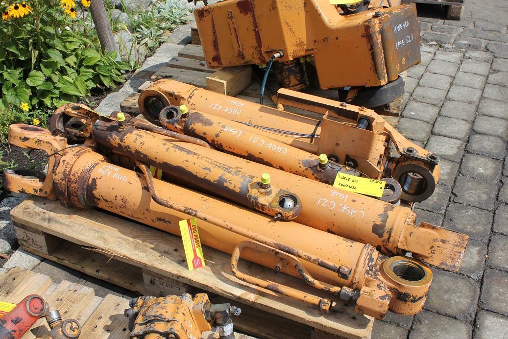 Case 621 - الاسطوانة الهيدروليكية - آلات البناء: صور 4 Case 621 - الاسطوانة الهيدروليكية - آلات البناء: صور 4