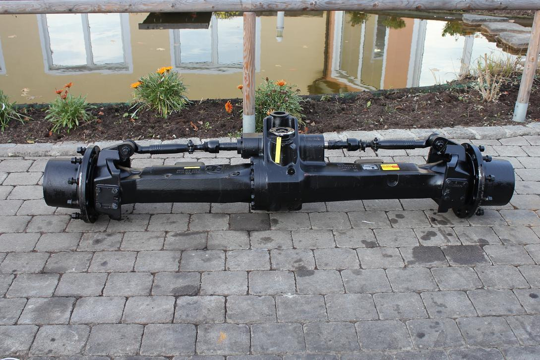 Caterpillar 212 BFT - المحور و قطع الغيار - آلات البناء: صور 3 Caterpillar 212 BFT - المحور و قطع الغيار - آلات البناء: صور 3
