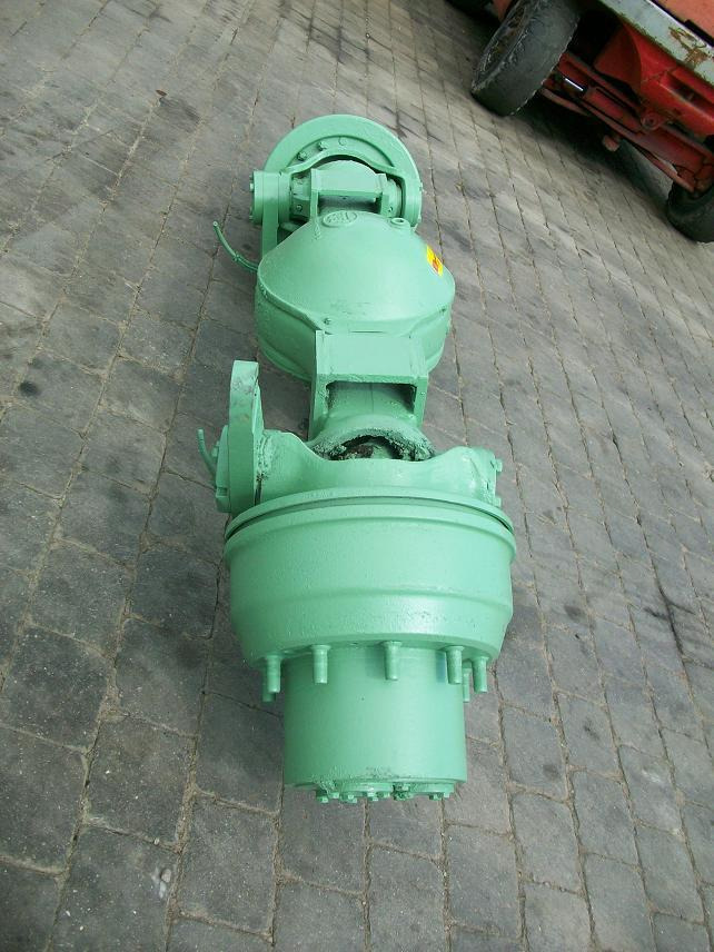 Caterpillar CAT-Eder M 600 - المحور و قطع الغيار - آلات البناء: صور 4 Caterpillar CAT-Eder M 600 - المحور و قطع الغيار - آلات البناء: صور 4