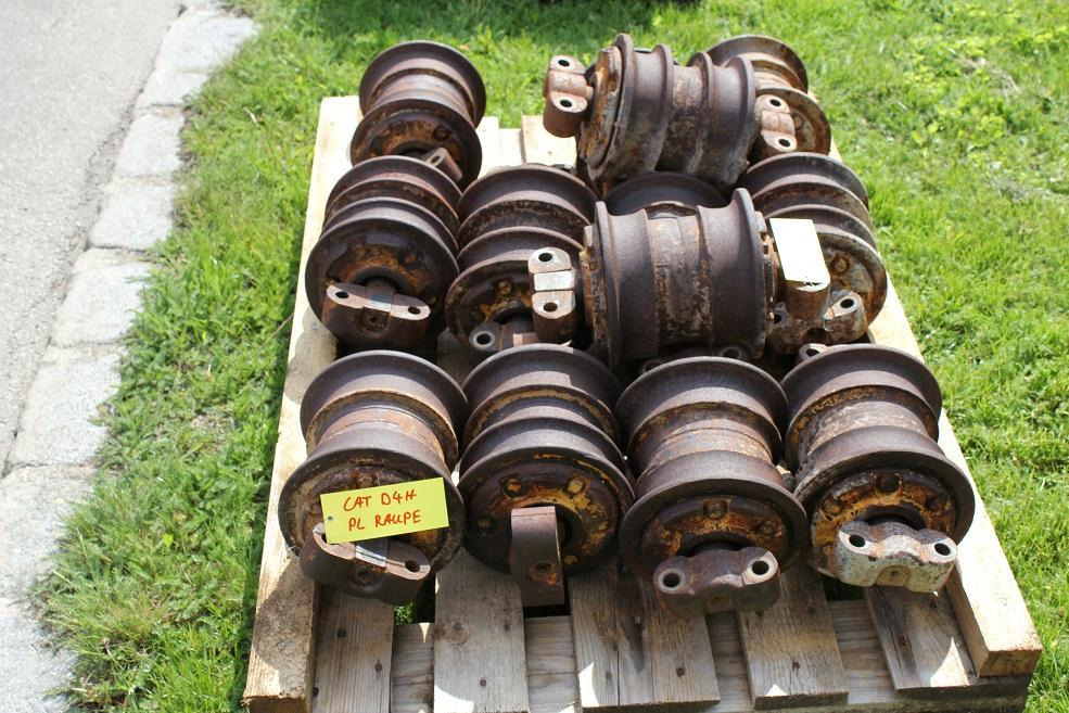 Caterpillar D 4-H - المسار الأسطوانة - آلات البناء: صور 2 Caterpillar D 4-H - المسار الأسطوانة - آلات البناء: صور 2