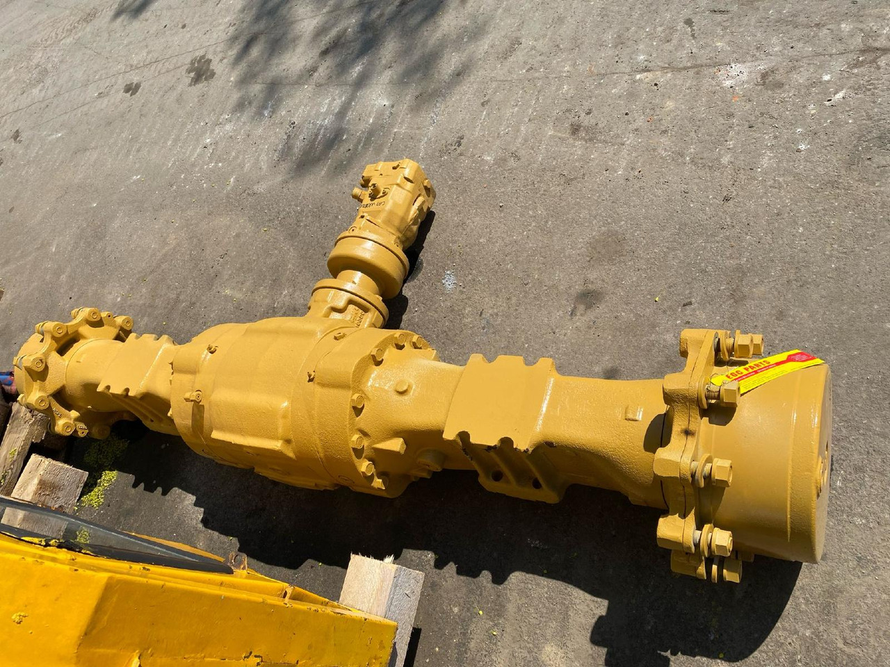Caterpillar Walzenzug - المحور و قطع الغيار - آلات البناء: صور 3 Caterpillar Walzenzug - المحور و قطع الغيار - آلات البناء: صور 3