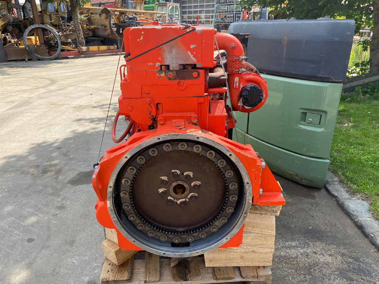 Cummins LT 10 aus O&K L45 - المحرك - آلات البناء: صور 5 Cummins LT 10 aus O&K L45 - المحرك - آلات البناء: صور 5