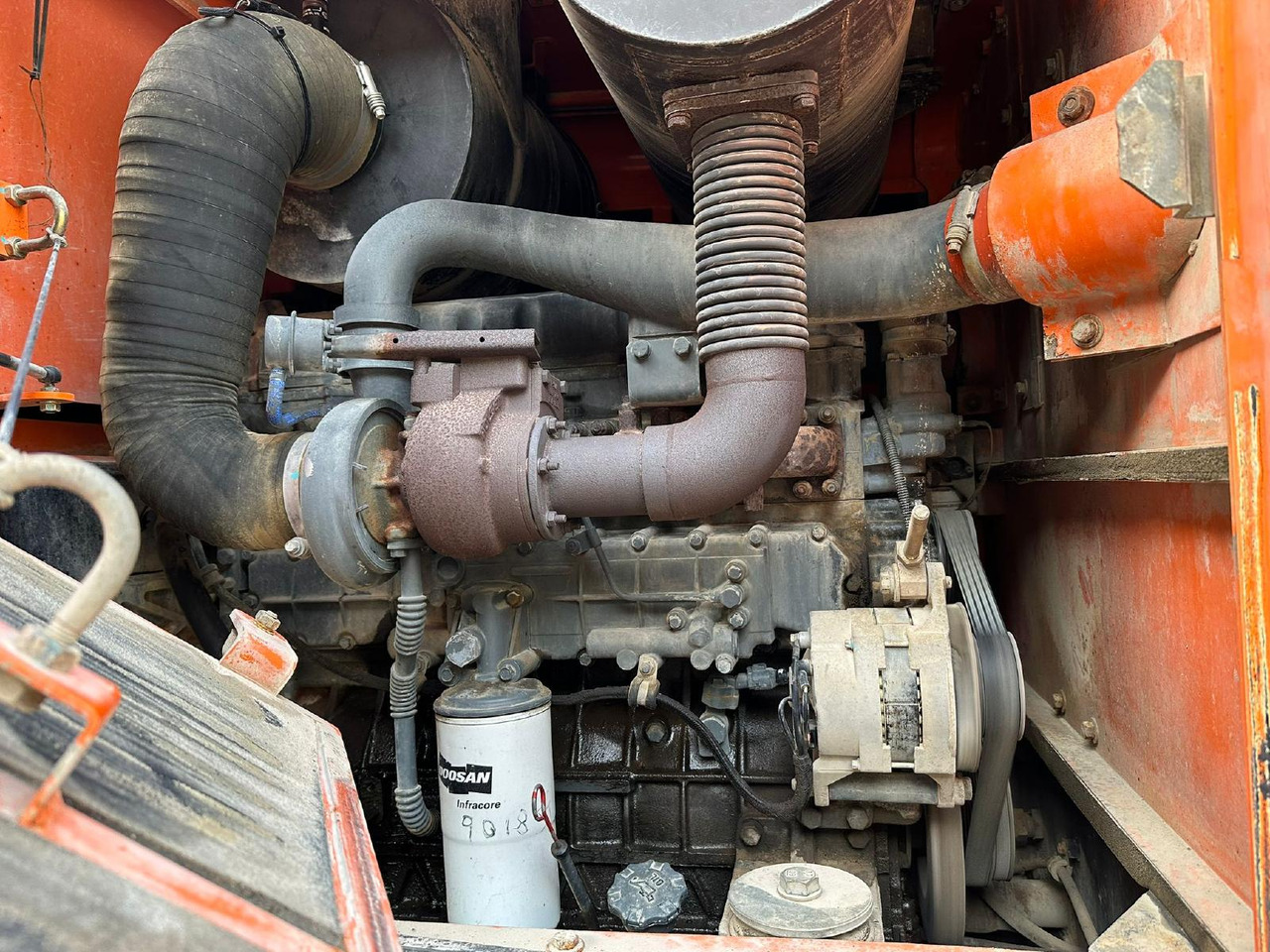 Doosan DL 300 - اللودر بعجل: صور 3 Doosan DL 300 - اللودر بعجل: صور 3