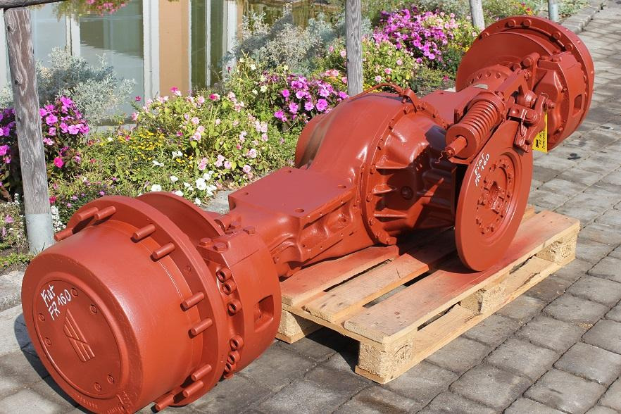 Fiat-Hitachi FR 160 - المحور و قطع الغيار - آلات البناء: صور 1 Fiat-Hitachi FR 160 - المحور و قطع الغيار - آلات البناء: صور 1