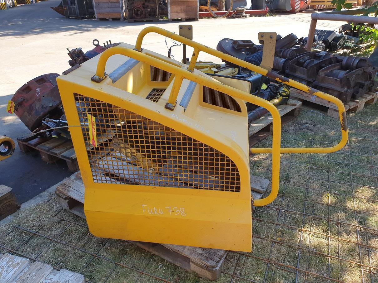 Furukawa 738 LS - هيكل السيارة الخارجية - حفارات زحافة: صور 1 Furukawa 738 LS - هيكل السيارة الخارجية - حفارات زحافة: صور 1